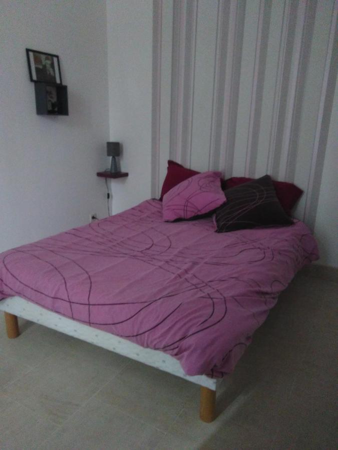 L'Etape Famille Apartment Estissac Екстериор снимка
